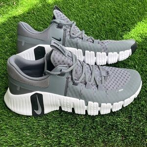 Men's Size 13 Nike Free Metcon 5